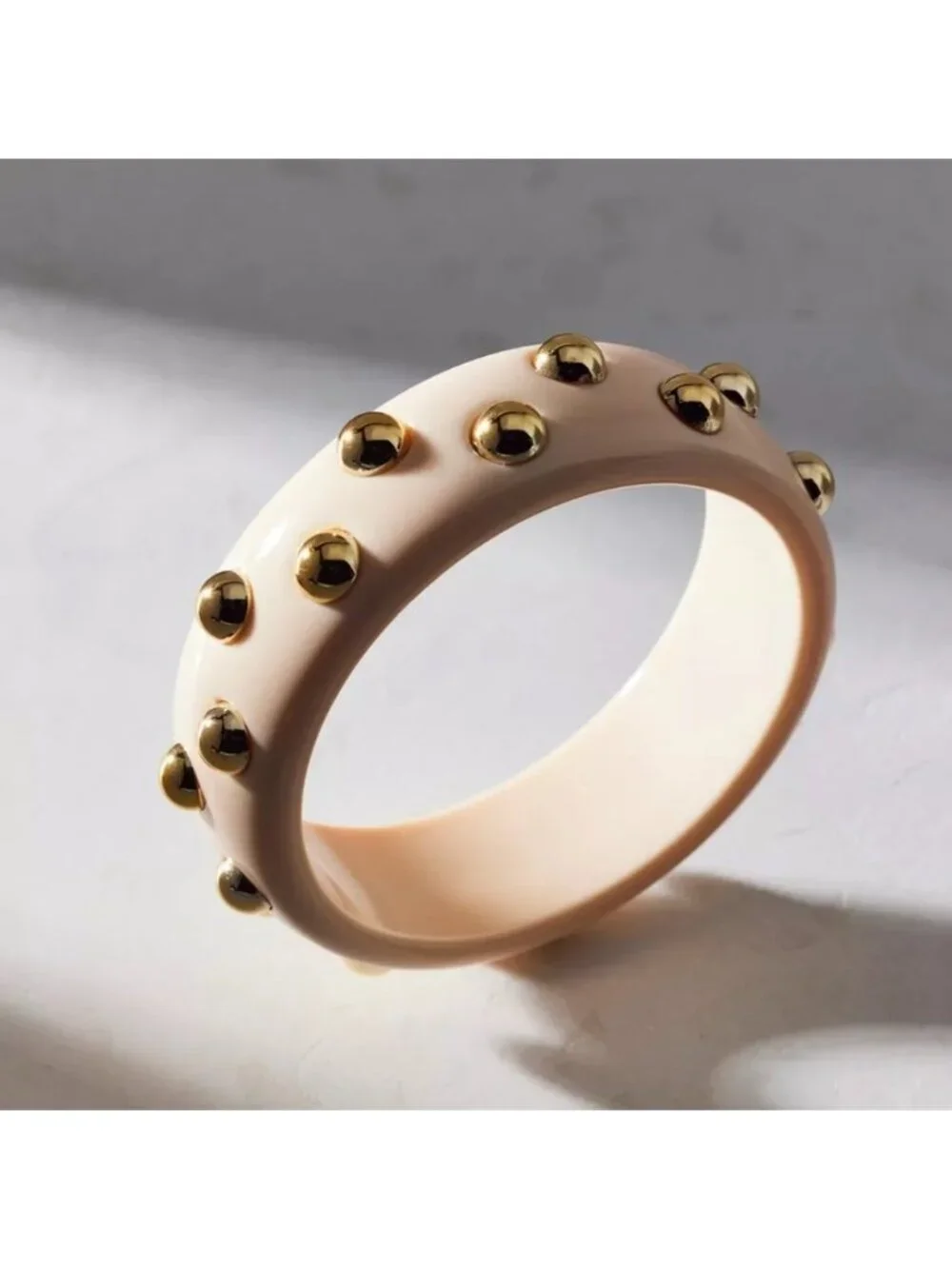 New! Gold Studded Acrylic Bangle Bracelet NWT (1032)